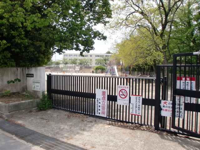 生駒小学校
